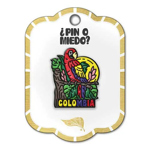 Pin metálico Guacamaya Colombiana ref 2